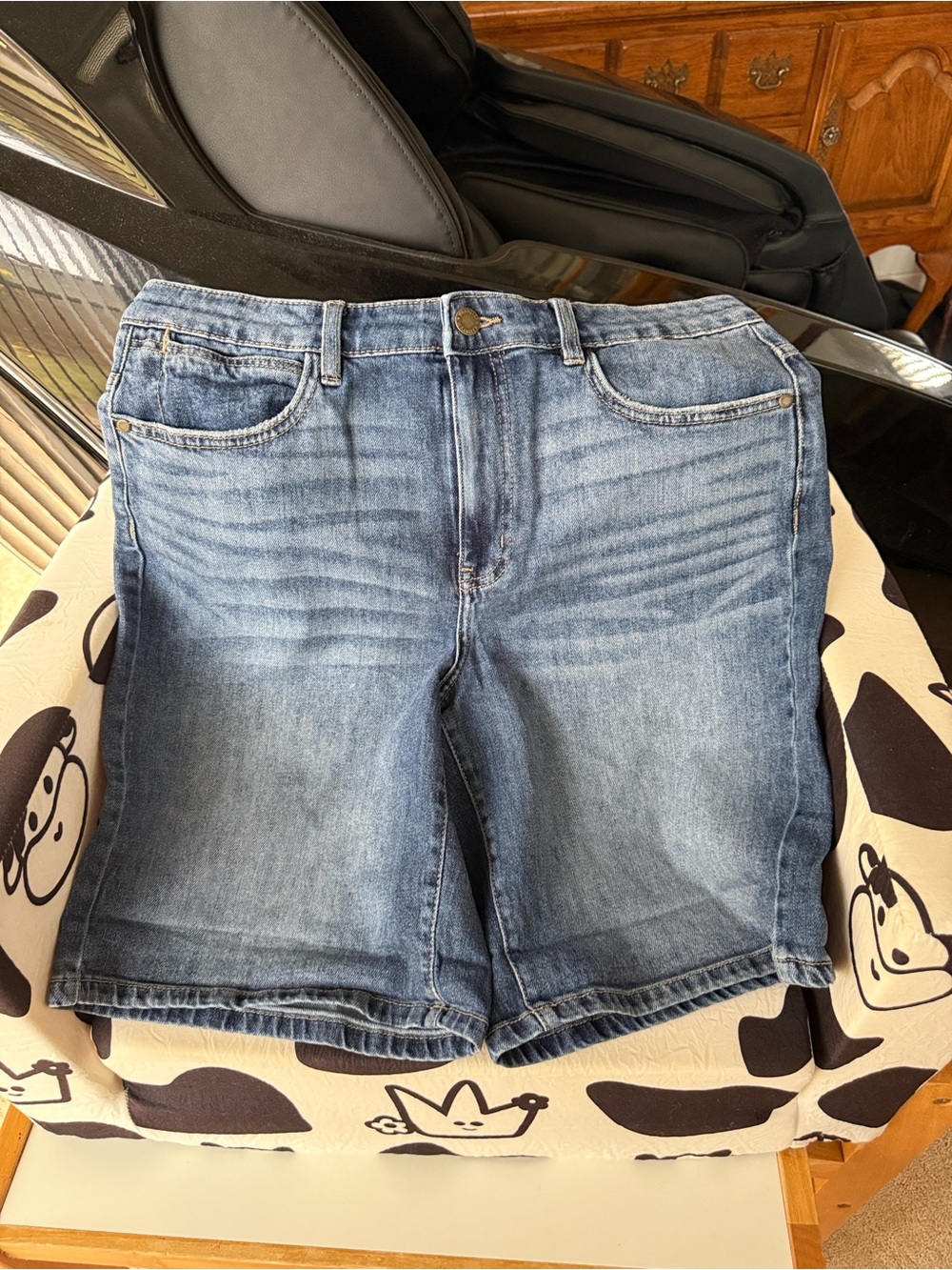 NWT Wm’s Wrangler 10 Blue Denim Shorts 8” inseam